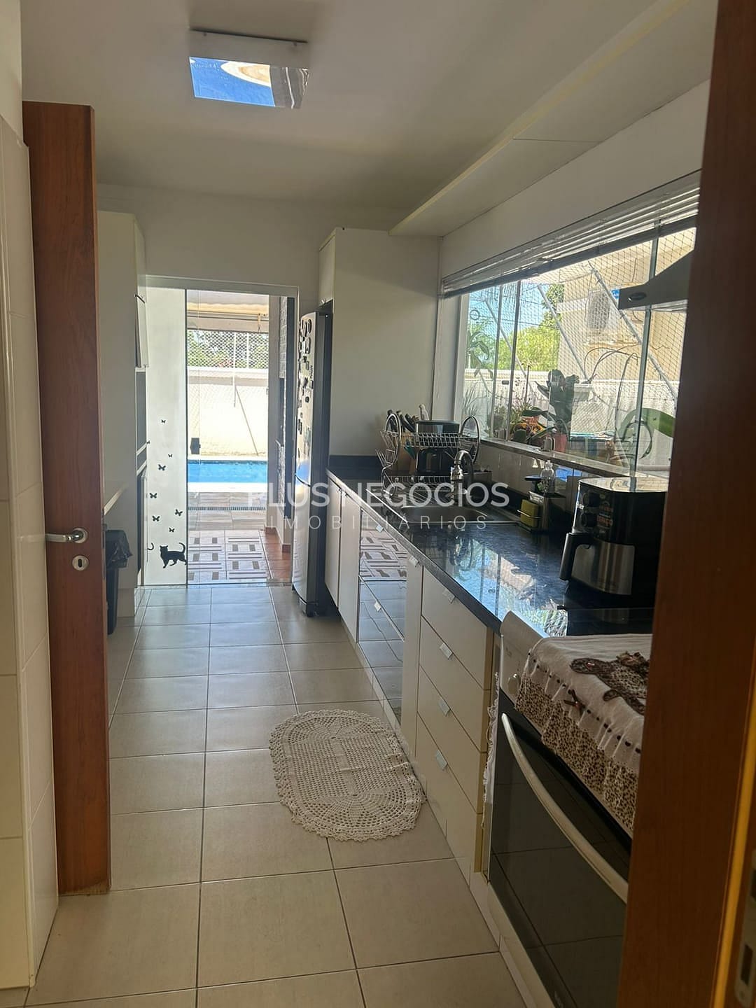 Casa, 4 quartos, 240 m² - Foto 40