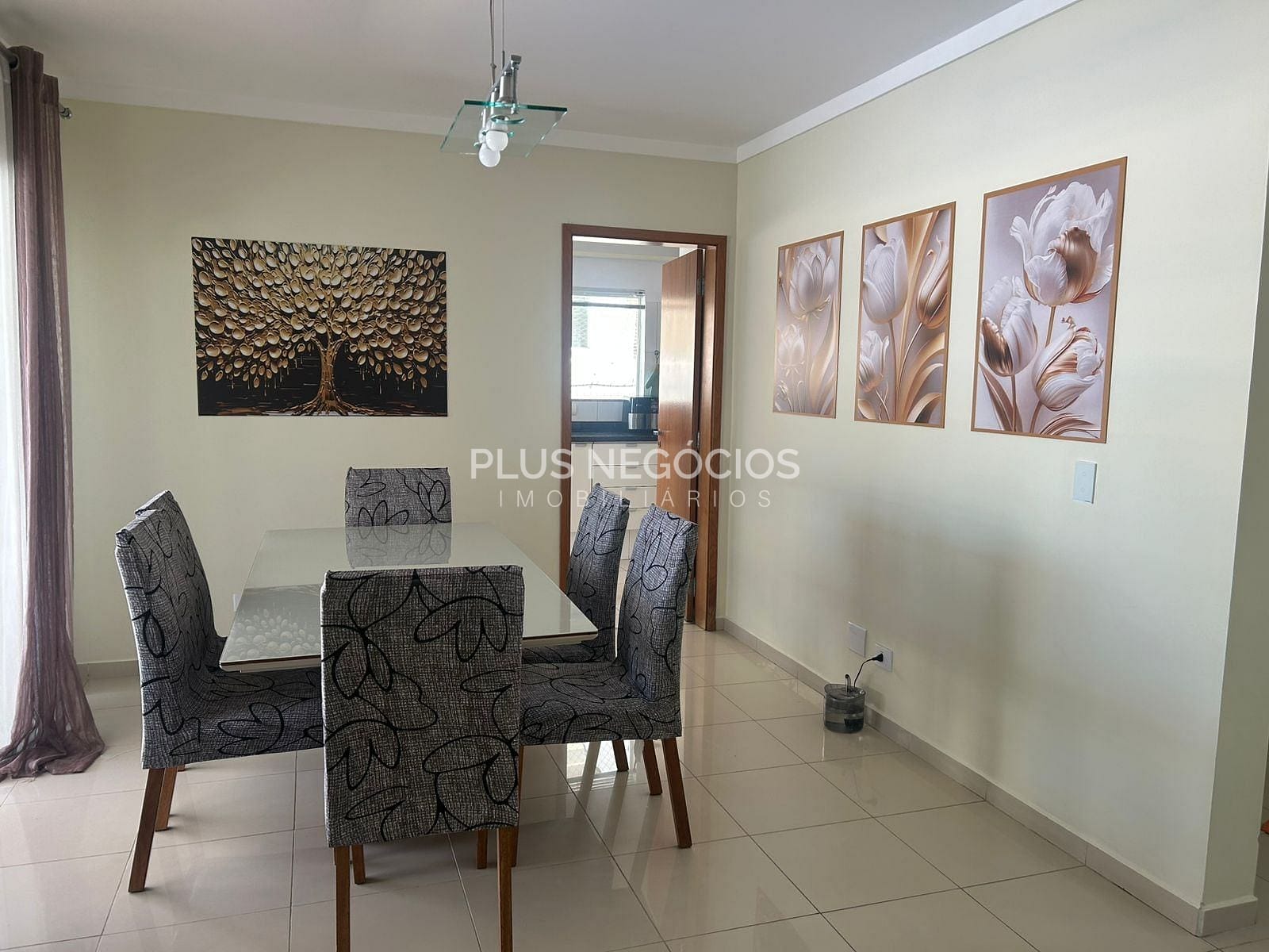 Casa, 4 quartos, 240 m² - Foto 41