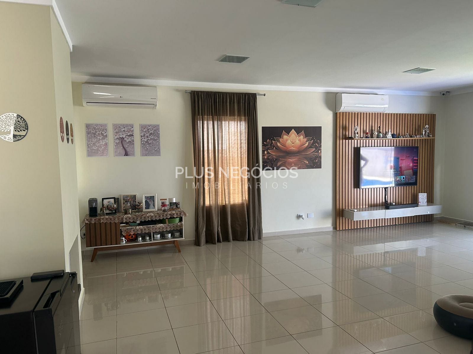 Casa, 4 quartos, 240 m² - Foto 46