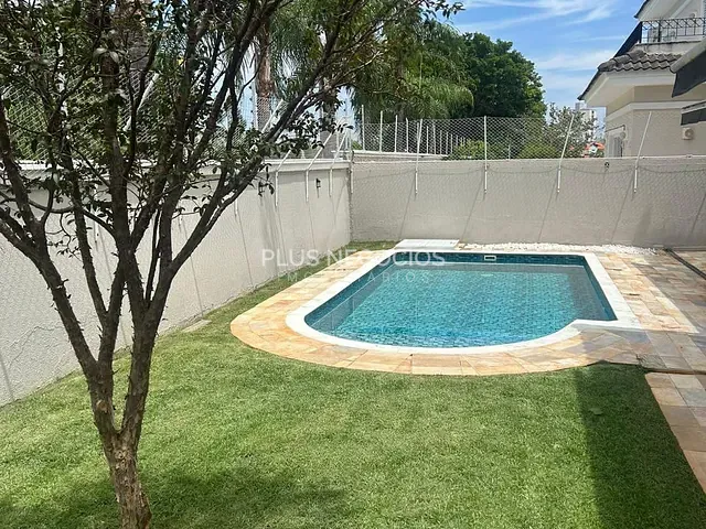 Casa com 300m² 4 quartos e 6 banheiros, à venda, no bairro Boa Vista em Sorocaba
