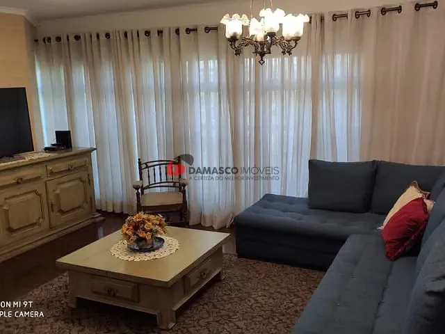 Sobrado com 500m² 4 quartos e 5 banheiros, à venda, no bairro Santa Maria em São Caetano do Sul
