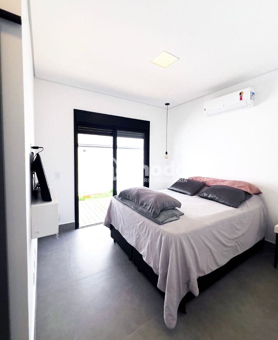 Casa, 3 quartos, 229 m² - Foto 15