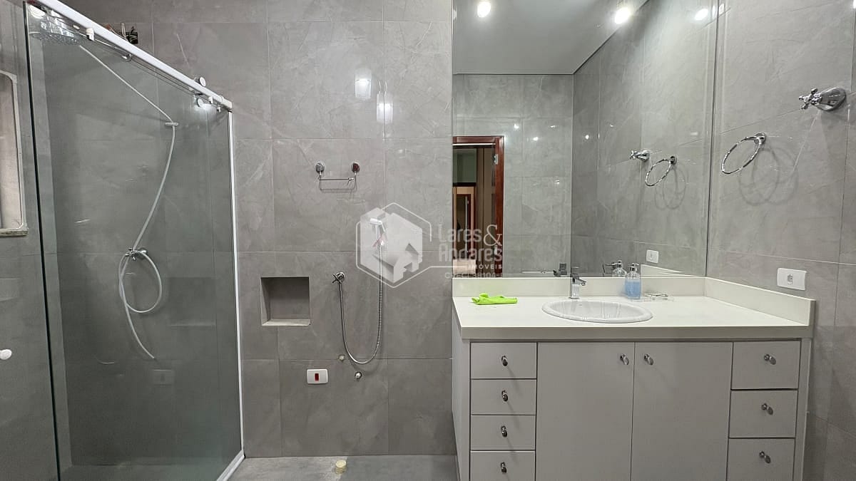 Casa, 4 quartos, 288 m² - Foto 27