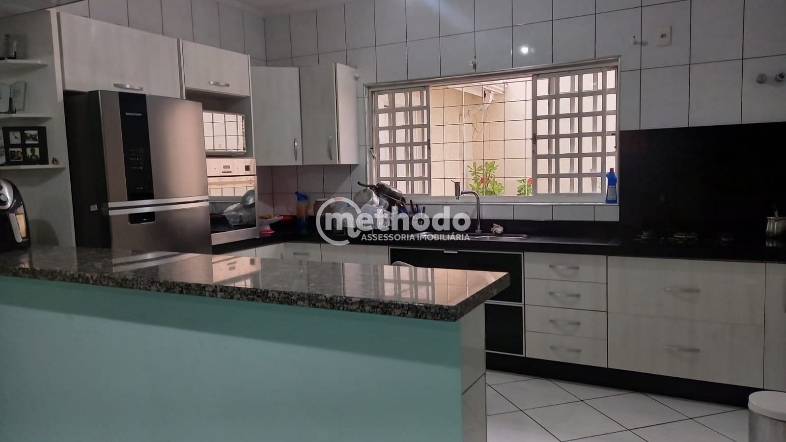 Casa, 4 quartos, 330 m² - Foto 5