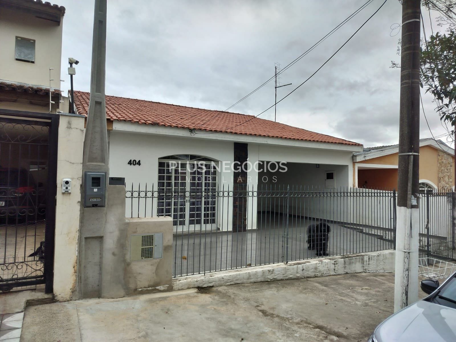 Casa, 3 quartos, 178 m² - Foto 1