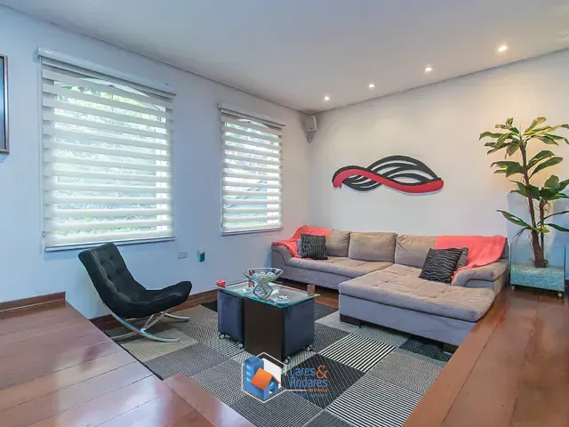 Casa com 389m² 4 quartos e 7 banheiros, à venda, no bairro Jardim da Glória em São Paulo