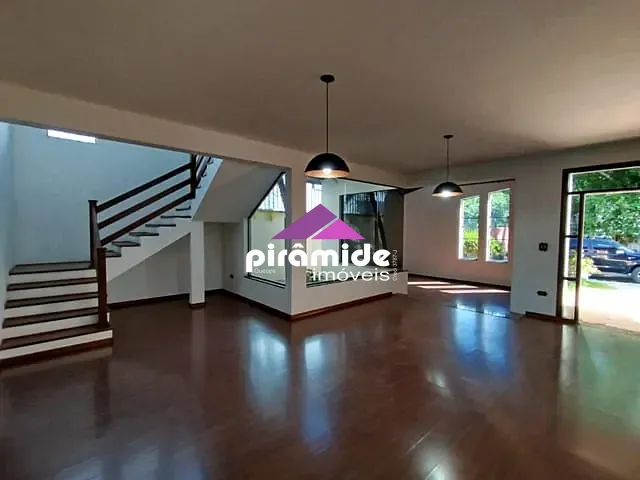 Casa com 252m², à venda, no bairro Urbanova em São José dos Campos