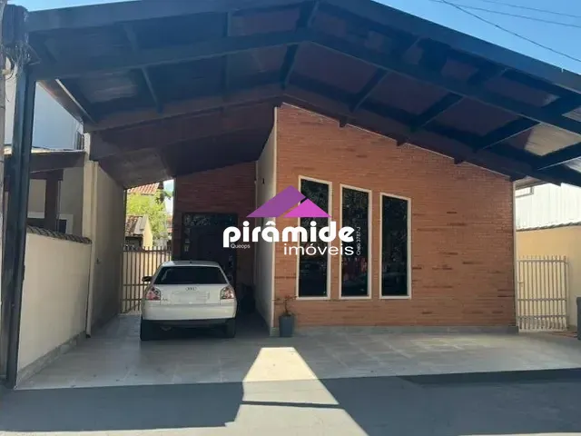 Casa com 252m², à venda, no bairro Urbanova em São José dos Campos