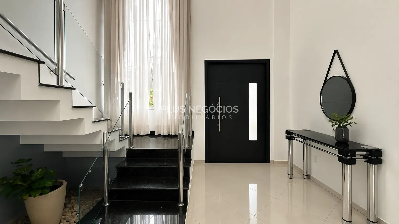 Casa, 3 quartos, 246 m² - Foto 2