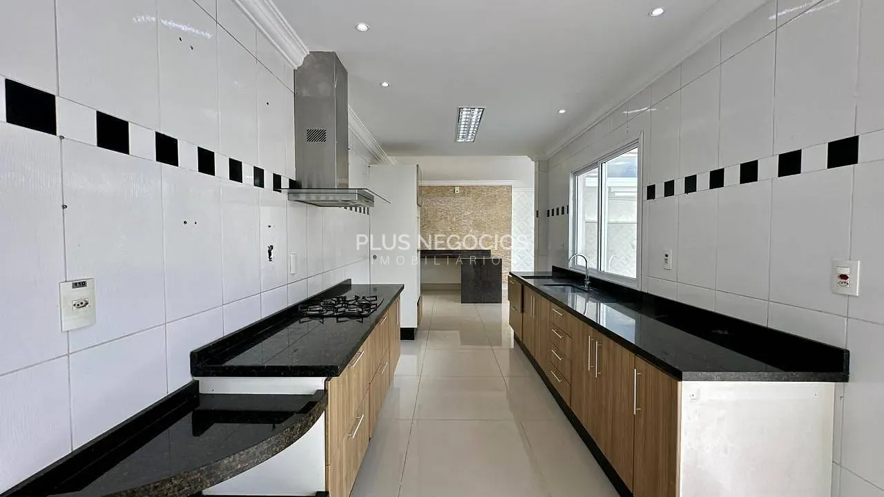 Casa, 3 quartos, 256 m² - Foto 15