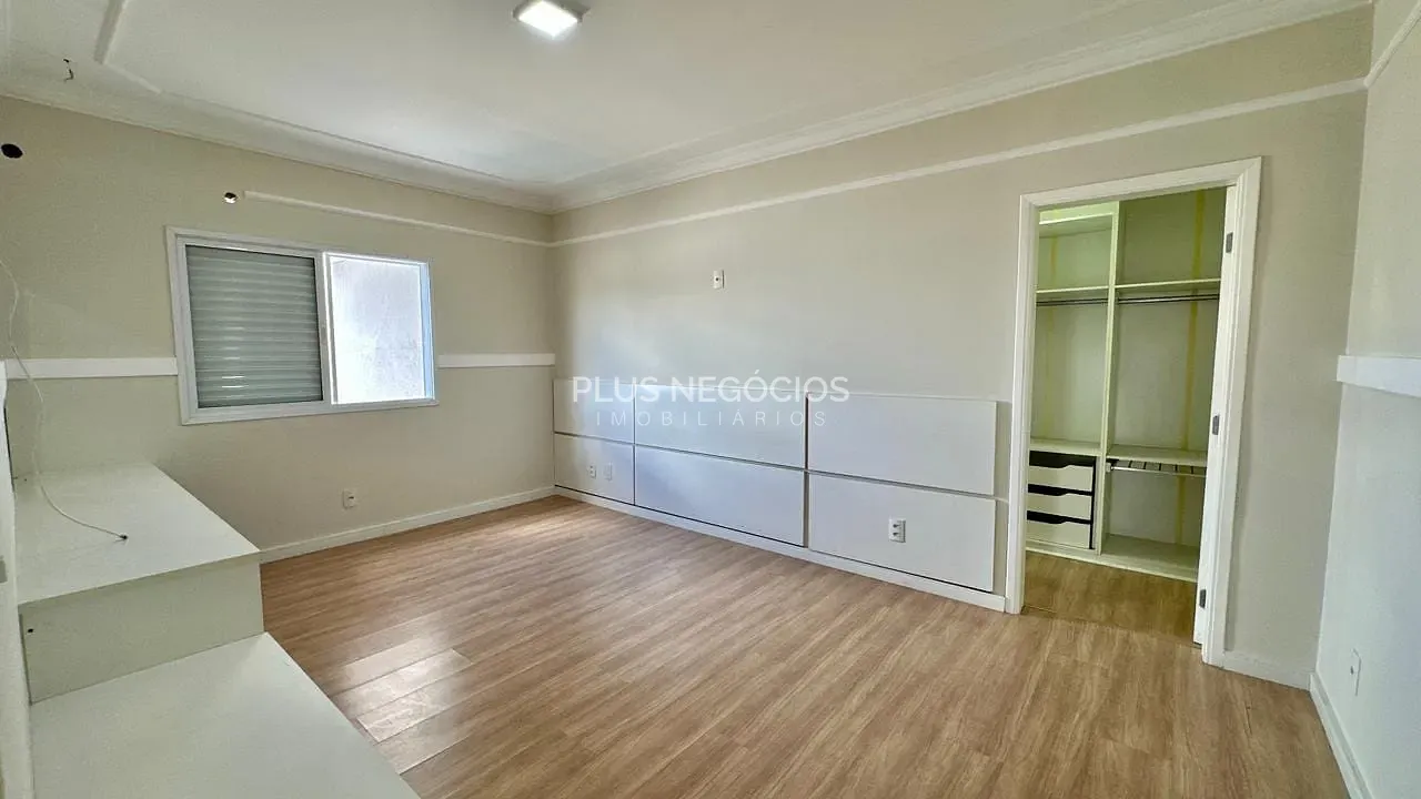Casa, 3 quartos, 256 m² - Foto 24