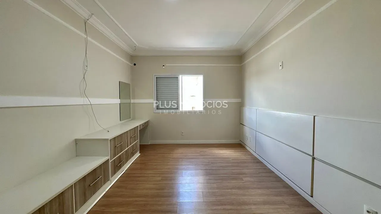 Casa, 3 quartos, 256 m² - Foto 25