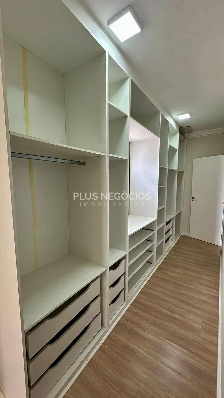Casa, 3 quartos, 256 m² - Foto 28
