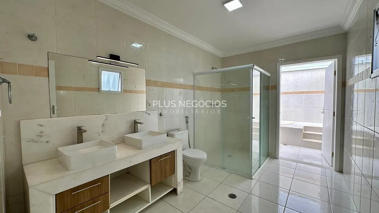 Casa, 3 quartos, 256 m² - Foto 29