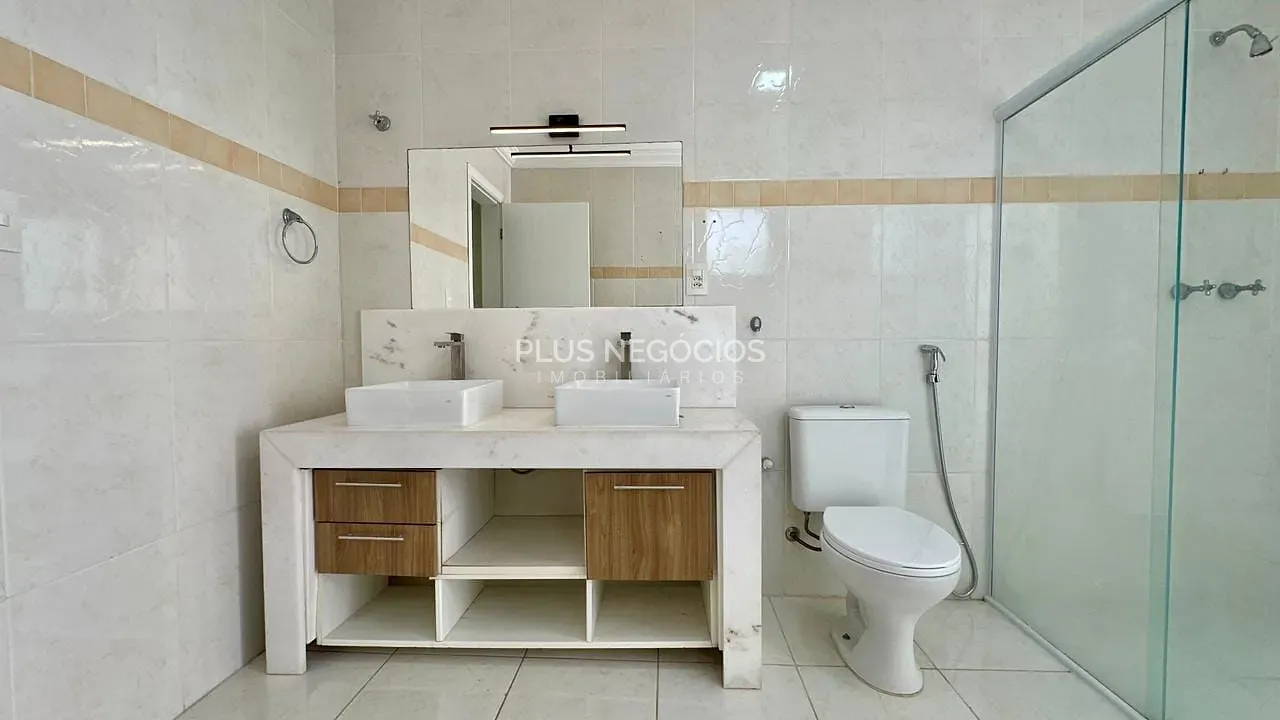 Casa, 3 quartos, 256 m² - Foto 30