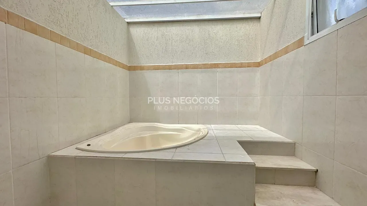 Casa, 3 quartos, 256 m² - Foto 32
