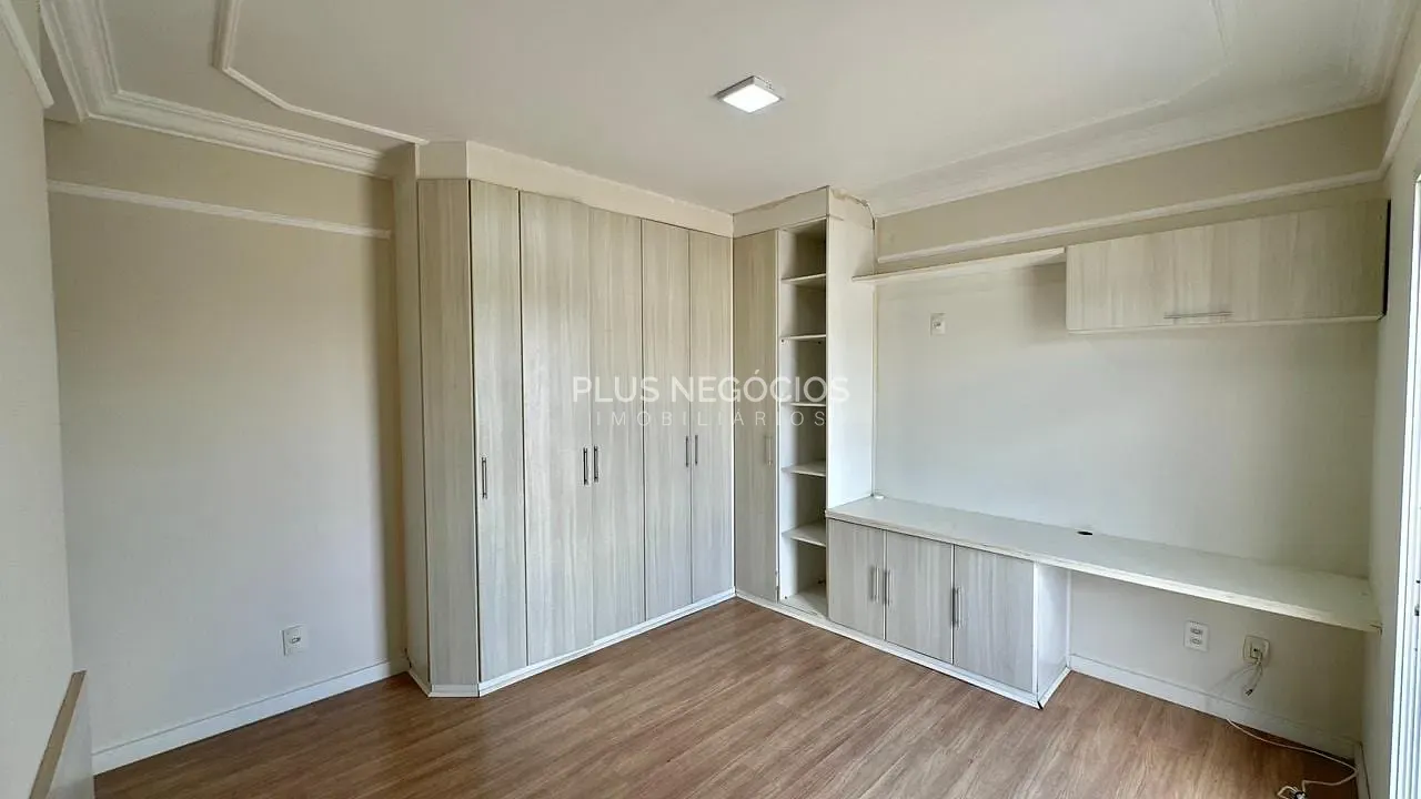 Casa, 3 quartos, 256 m² - Foto 35