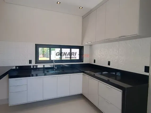Casa com 205m² 3 quartos e 2 banheiros, à venda, no bairro Park Gran Reserve em Indaiatuba