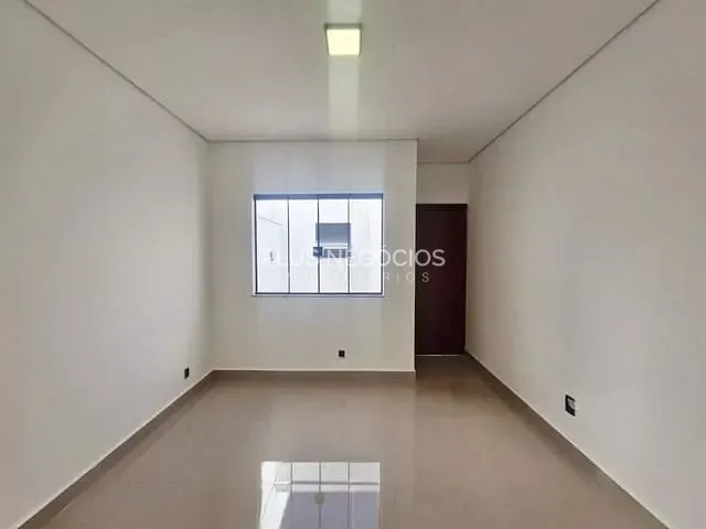 Casa com 175m² 2 quartos e 2 banheiros, à venda, no bairro Jardim Novo Horizonte em Sorocaba