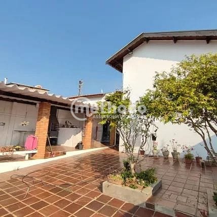 Casa, 3 quartos, 222 m² - Foto 24