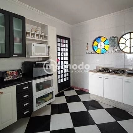 Casa, 3 quartos, 222 m² - Foto 8