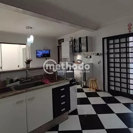 Casa, 3 quartos, 222 m² - Foto 11