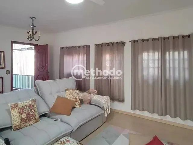 Casa com 335m² 3 quartos e 2 banheiros, à venda, no bairro Jardim dos Oliveiras em Campinas