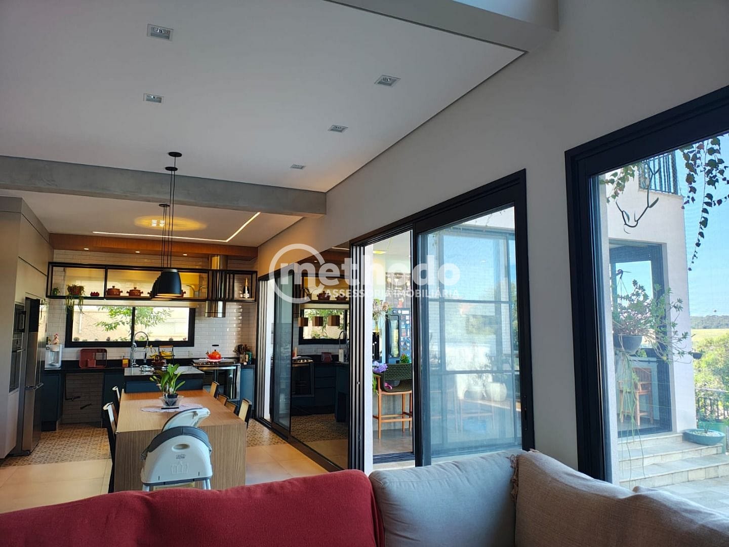 Casa, 4 quartos, 330 m² - Foto 4