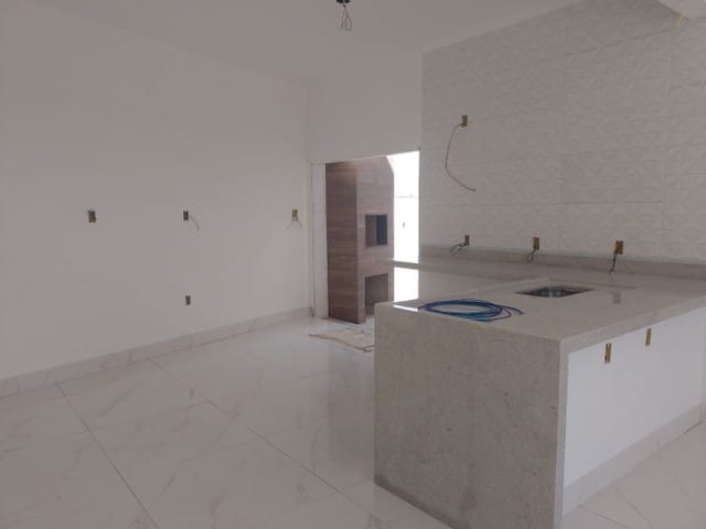 Casa com 302m² 3 quartos e 3 banheiros, à venda, no bairro Bairro do Grama em Caçapava