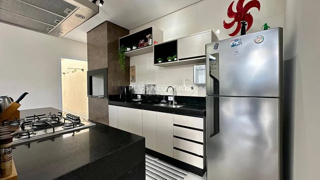Casa, 3 quartos, 249 m² - Foto 38