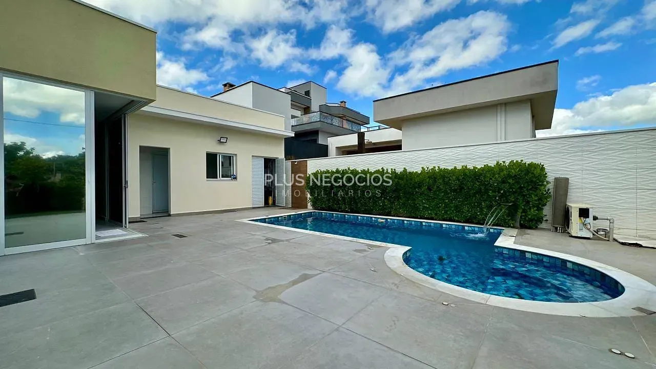 Casa, 3 quartos, 249 m² - Foto 32