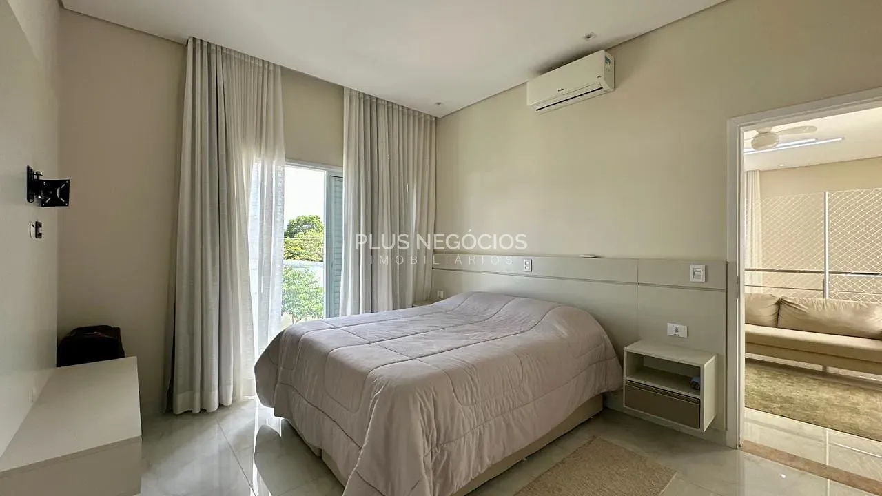 Casa, 3 quartos, 249 m² - Foto 25