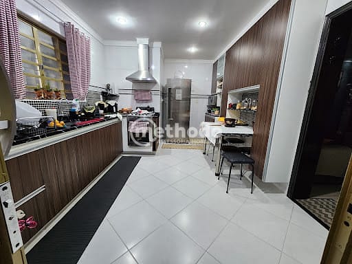 Casa, 3 quartos, 192 m² - Foto 4