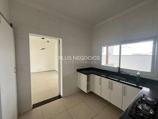 Casa com 150m² 3 quartos e 2 banheiros, à venda, no bairro Horto Florestal em Sorocaba