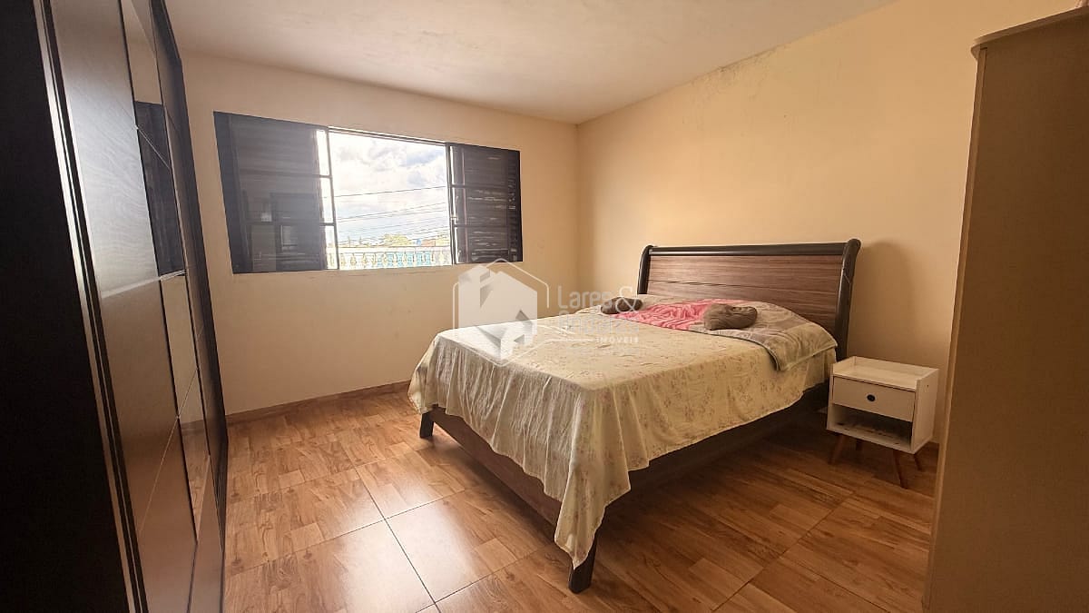 Casa, 4 quartos, 171 m² - Foto 2