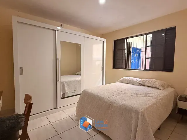Casa com 360m² 4 quartos e 2 banheiros, à venda, no bairro Chácara Santa Maria em São Paulo