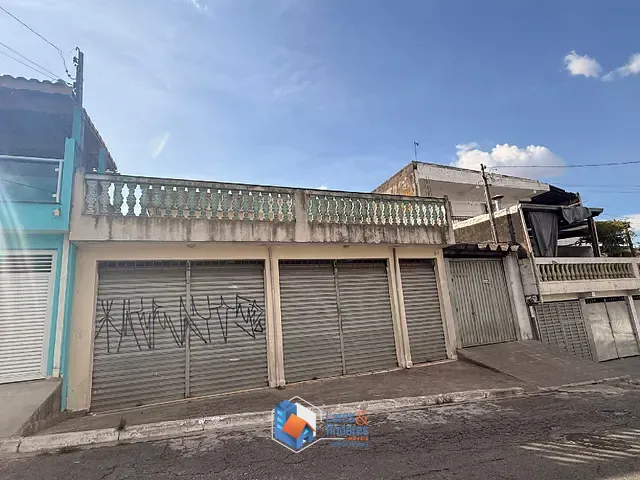 Casa com 360m² 4 quartos e 2 banheiros, à venda, no bairro Chácara Santa Maria em São Paulo