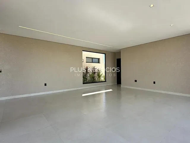 Casa com 1000m² 3 quartos e 5 banheiros, à venda, no bairro Parque Ecoresidencial Fazenda Jequitibá em Sorocaba