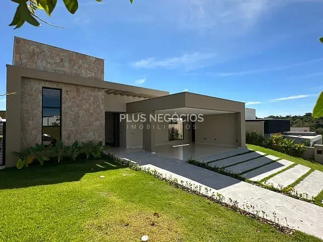 Casa com 1000m² 3 quartos e 5 banheiros, à venda, no bairro Parque Ecoresidencial Fazenda Jequitibá em Sorocaba