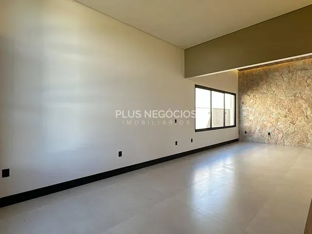 Casa com 1000m² 3 quartos e 5 banheiros, à venda, no bairro Parque Ecoresidencial Fazenda Jequitibá em Sorocaba