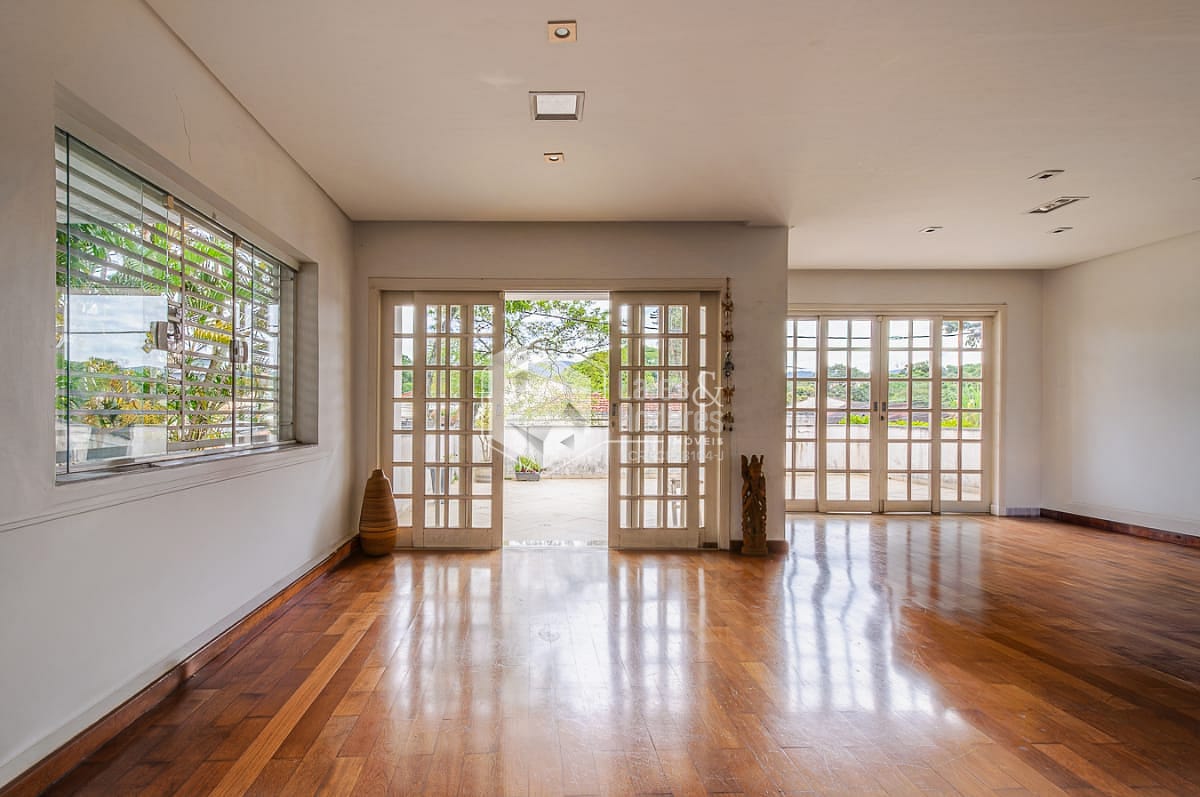 Casa, 2 quartos, 307 m² - Foto 1