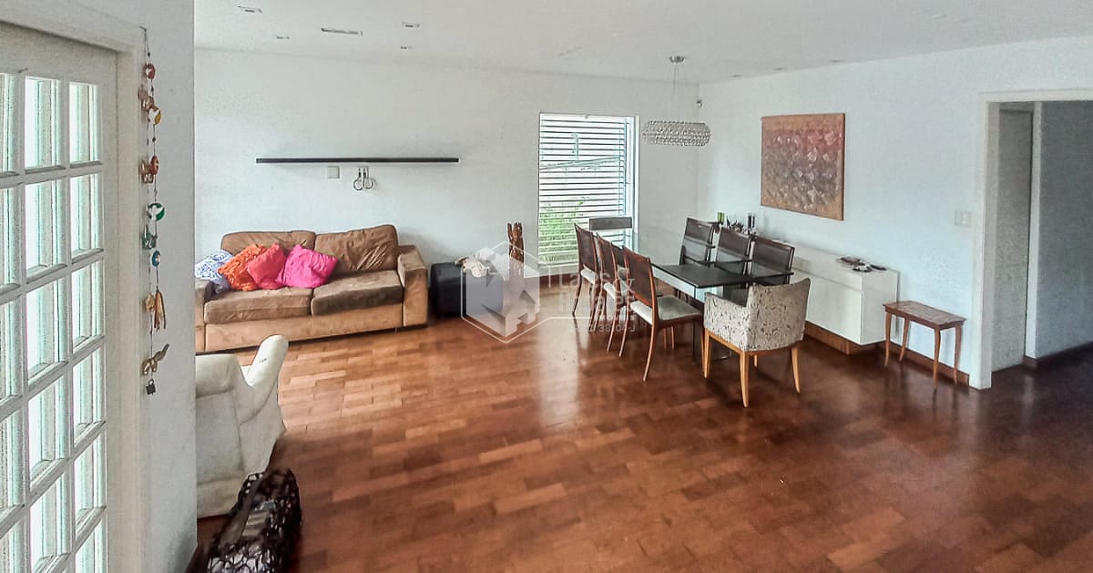 Casa, 2 quartos, 307 m² - Foto 1