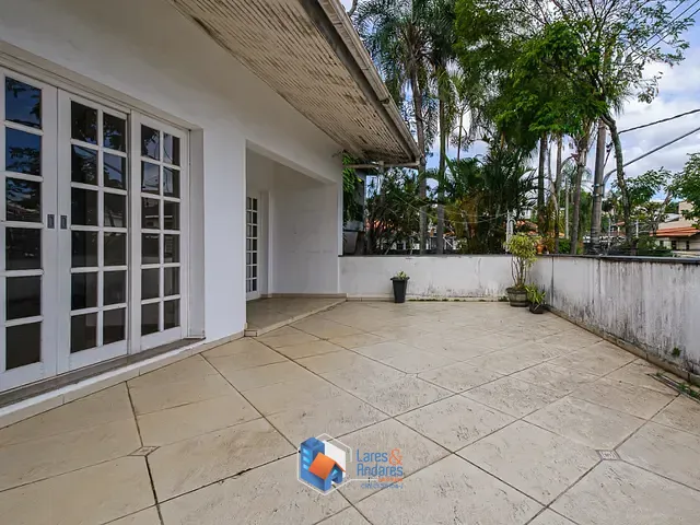 Casa com 370m² 2 quartos e 3 banheiros, à venda, no bairro Jardim Leonor Mendes de Barros em São Paulo