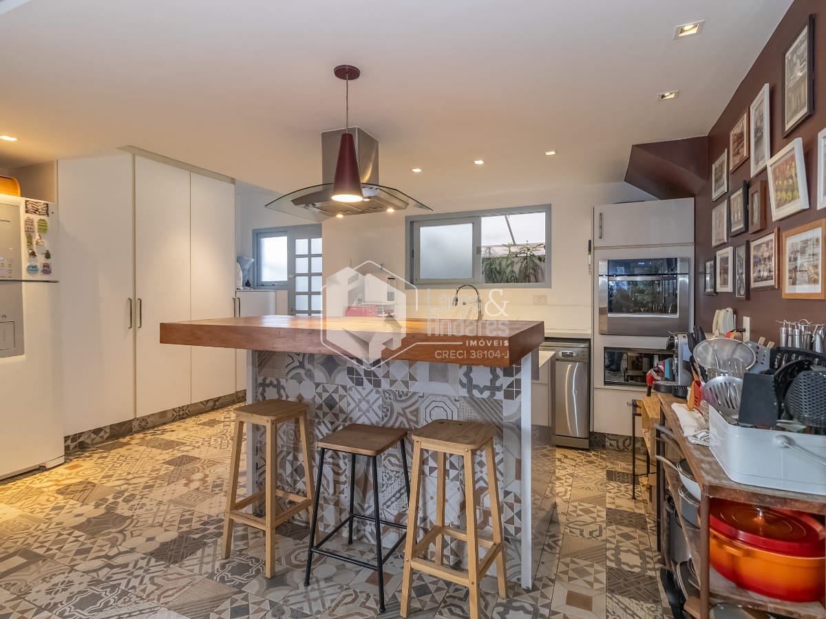 Casa, 3 quartos, 330 m² - Foto 10