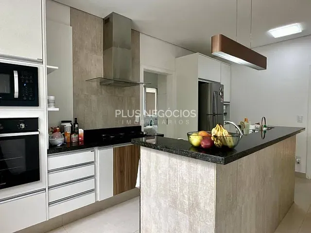 Casa com 350m² 4 quartos e 6 banheiros, para alugar, no bairro Jardim Residencial Giverny em Sorocaba