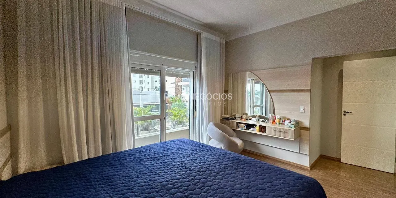 Casa, 4 quartos, 296 m² - Foto 12