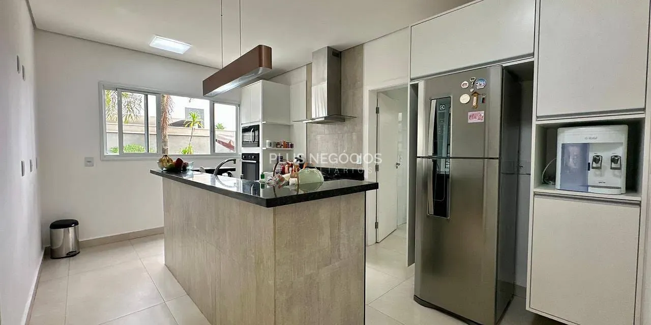 Casa, 4 quartos, 296 m² - Foto 25