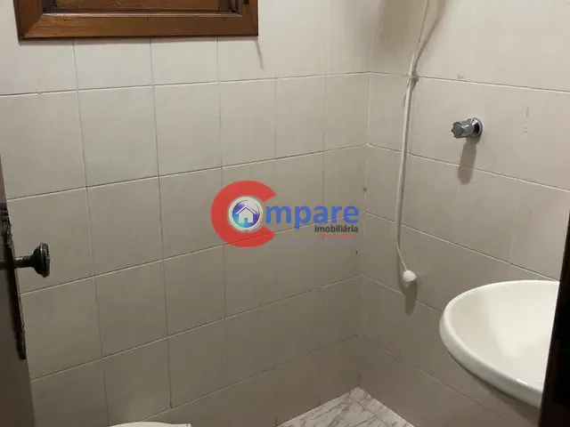 Casa 3 quartos e 3 banheiros, à venda ou para alugar, no bairro Jardim Vila Galvão em Guarulhos