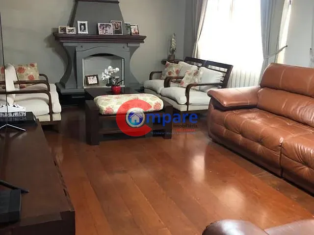 Casa 3 quartos e 3 banheiros, à venda ou para alugar, no bairro Jardim Vila Galvão em Guarulhos