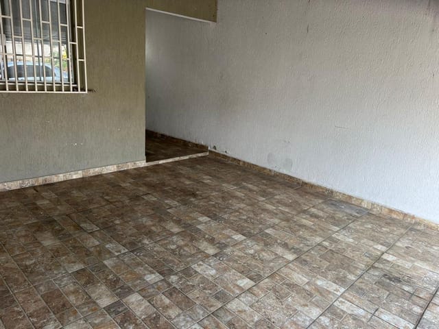 Casa 2 quartos e 2 banheiros, à venda, no bairro Residencial Mombaça em Pindamonhangaba